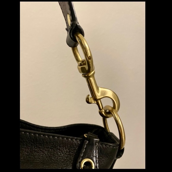 COACH - Picture 11 of 15